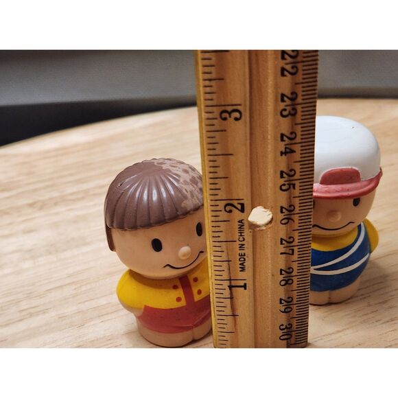 Vintage Little Figurines Little Boy & Girl - Picture 4 of 5